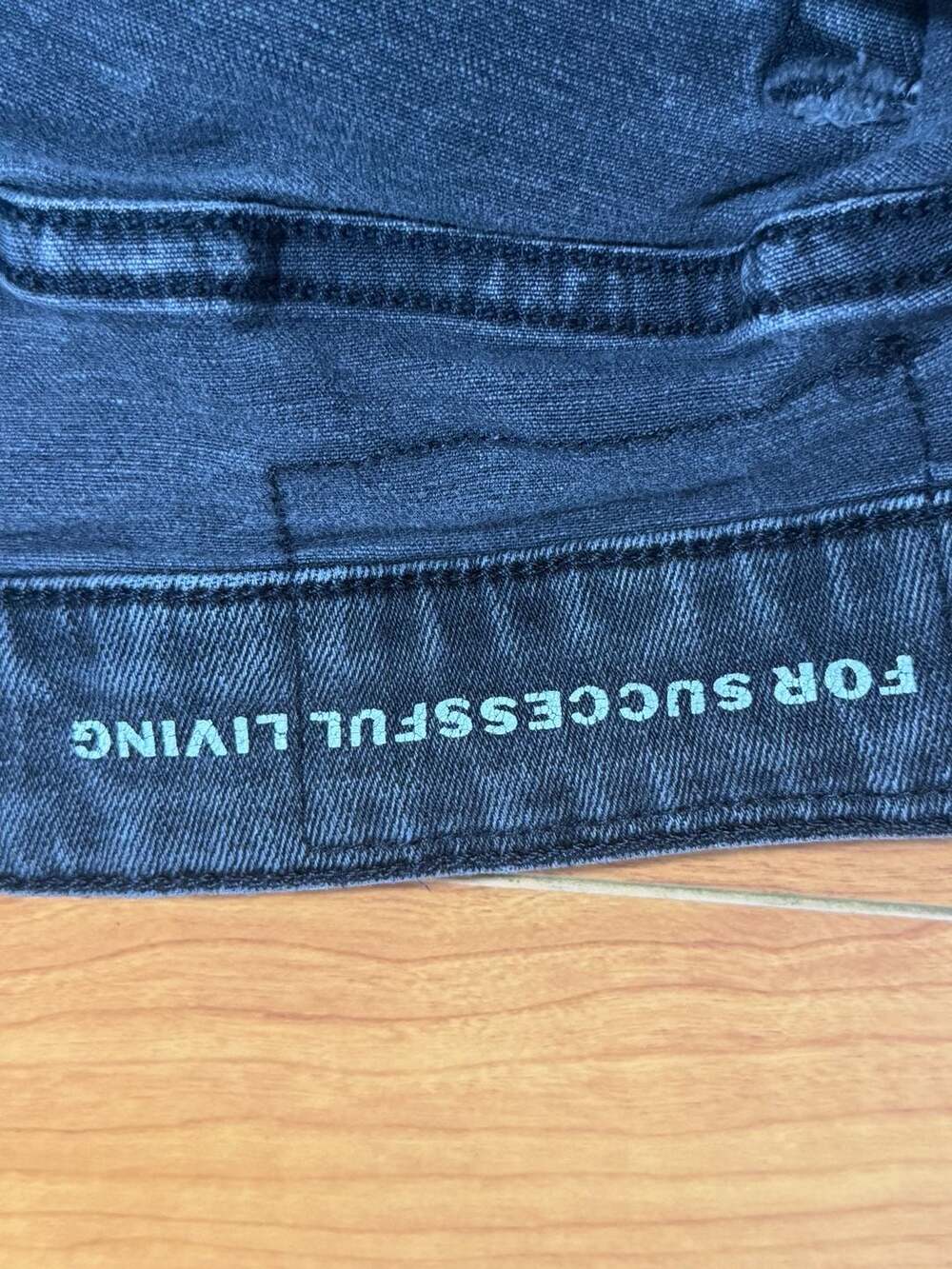 Diesel Industry Denim Division Men's Grey Wash Jeans - Picture 5 of 7